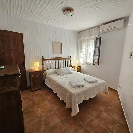 Ref. 17 La Colmena Apartment *